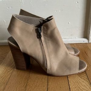 Sbicca Vintage Collection Stacked Chunky Heels Sandals